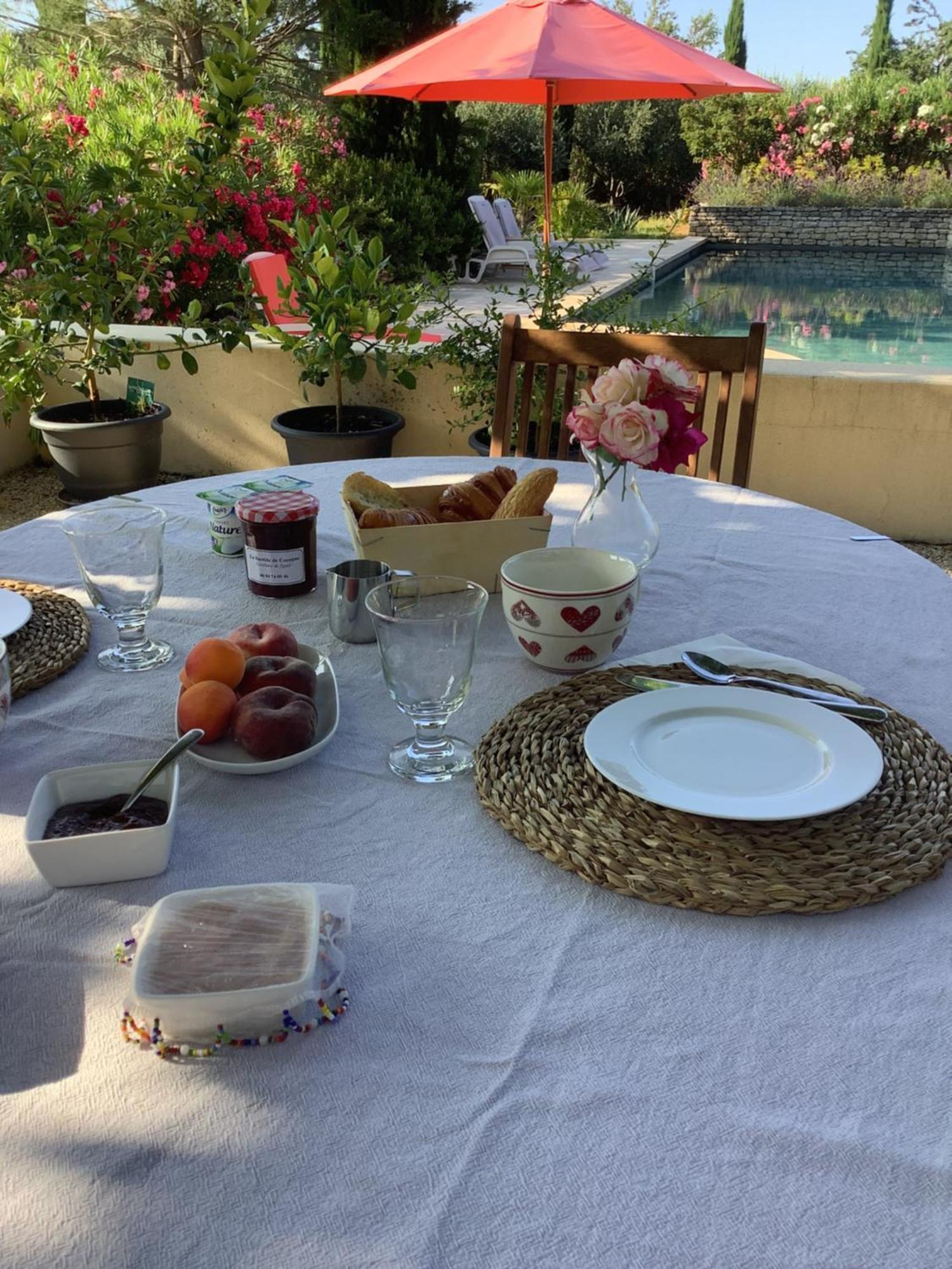 Bed and Breakfast La Bastide De Cocagne Rognes Екстер'єр фото