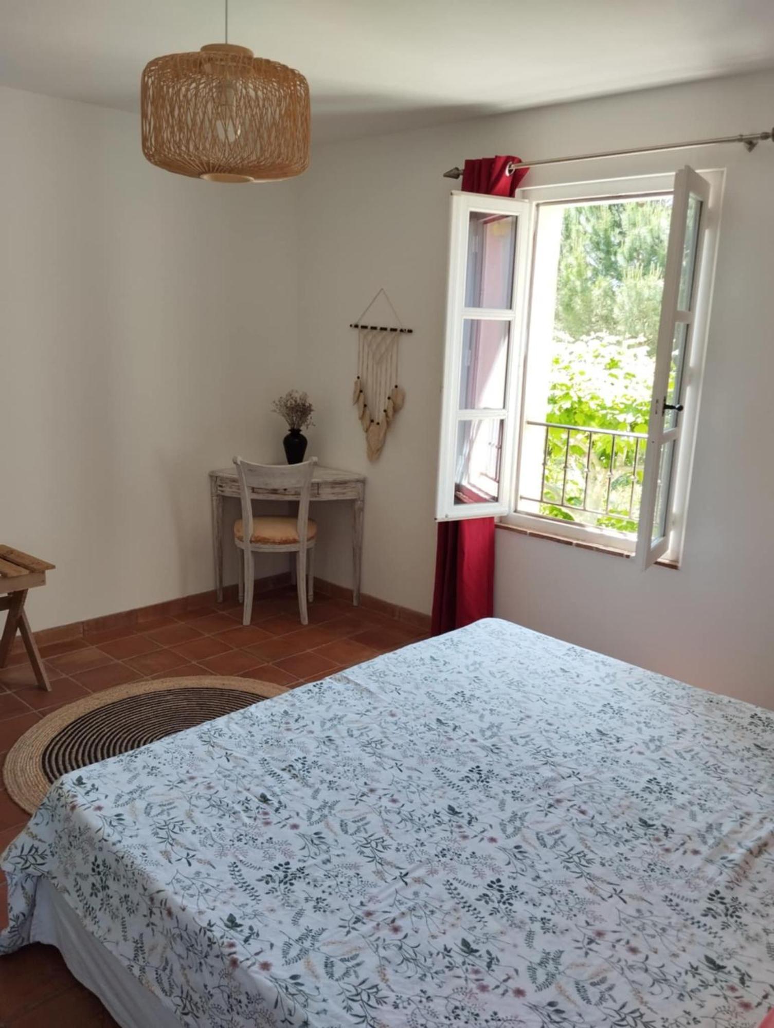 Bed and Breakfast La Bastide De Cocagne Rognes Екстер'єр фото